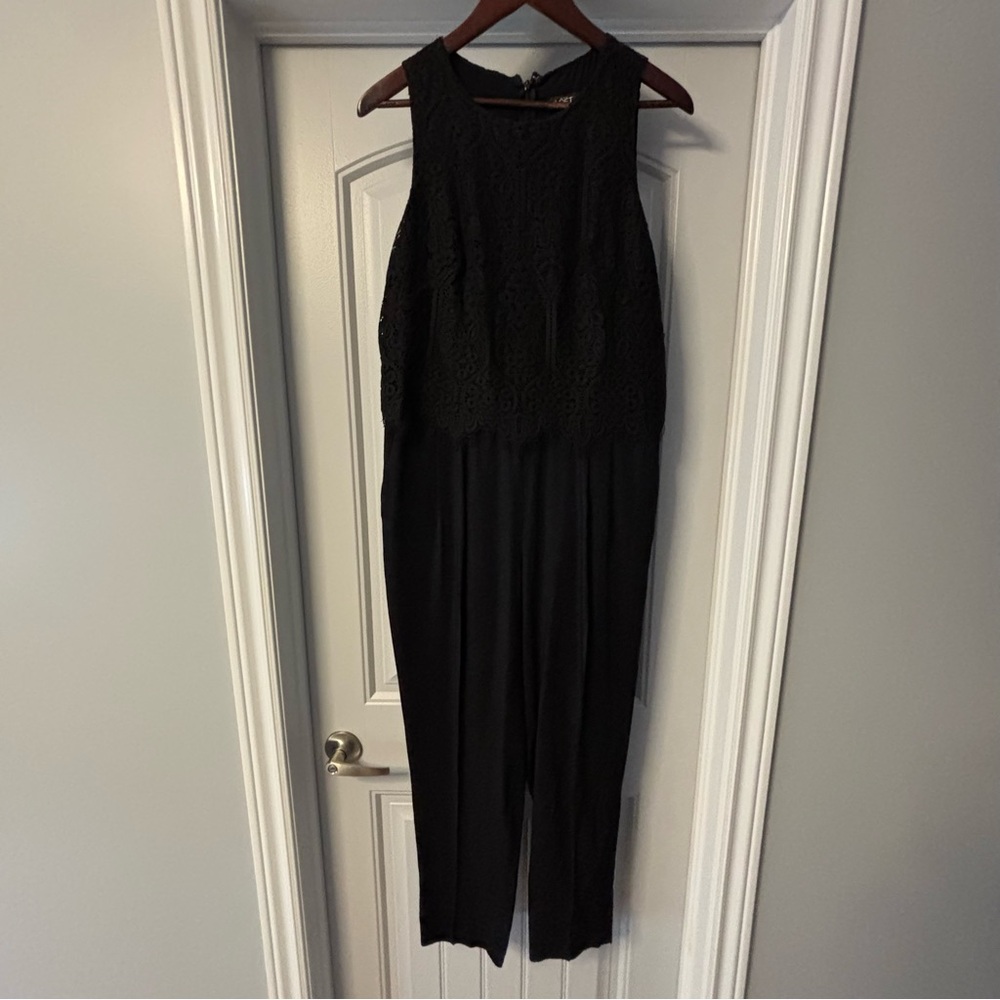 Loft Ann Taylor jumpsuit size 4 black